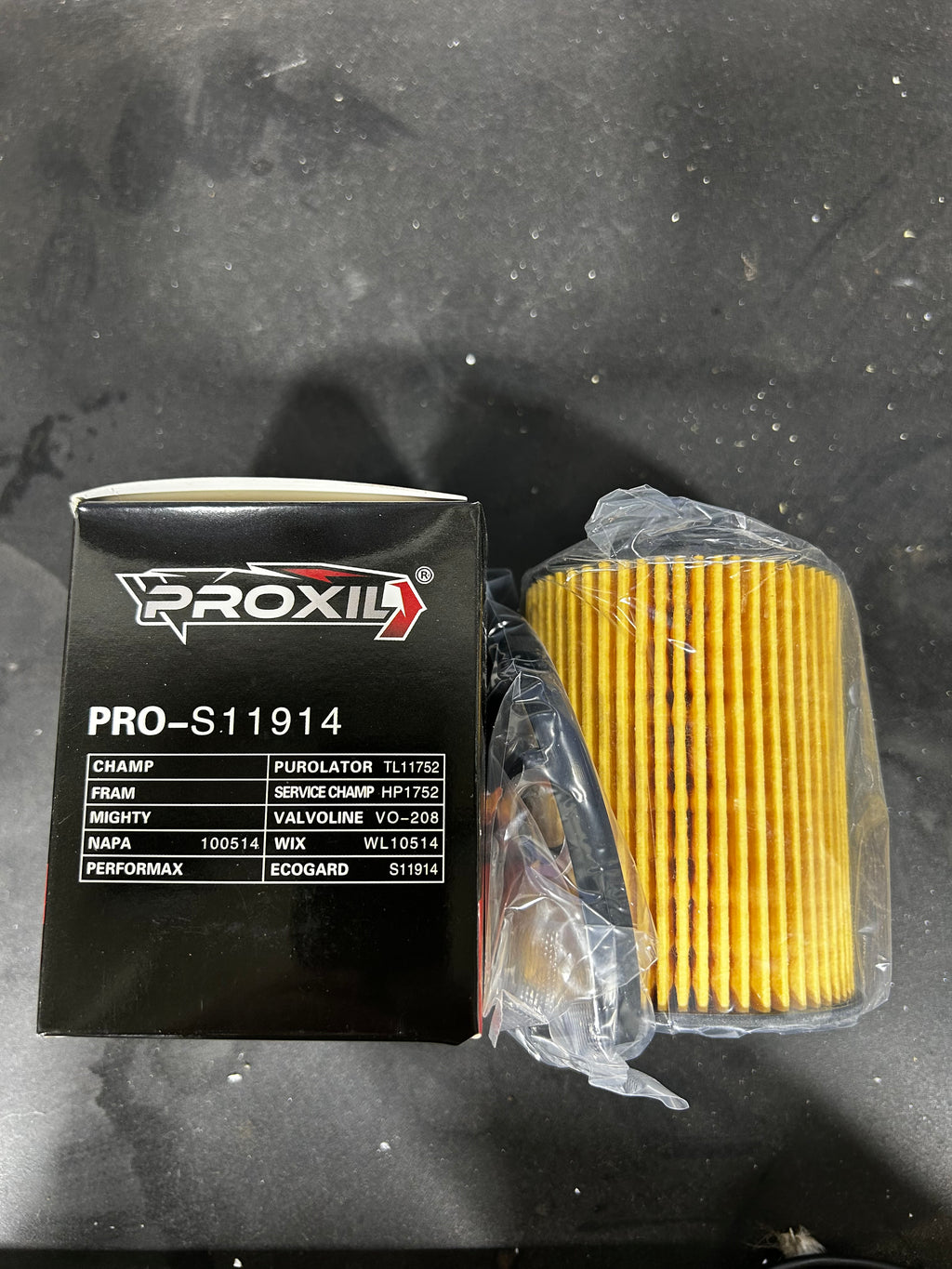Filtres à huile automobiles / Automotive Oil Filters