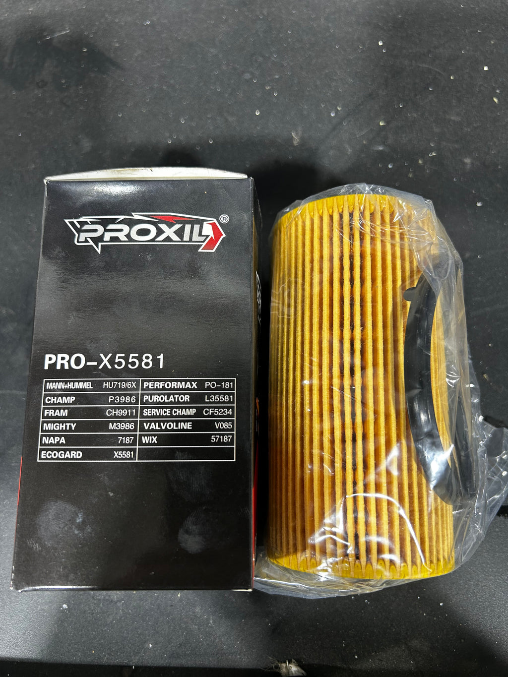 Filtres à huile automobiles / Automotive Oil Filters
